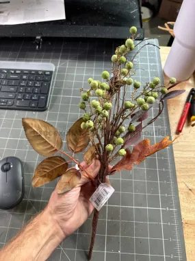 16.5In Berry&Leaf Pick PS1027 GRN