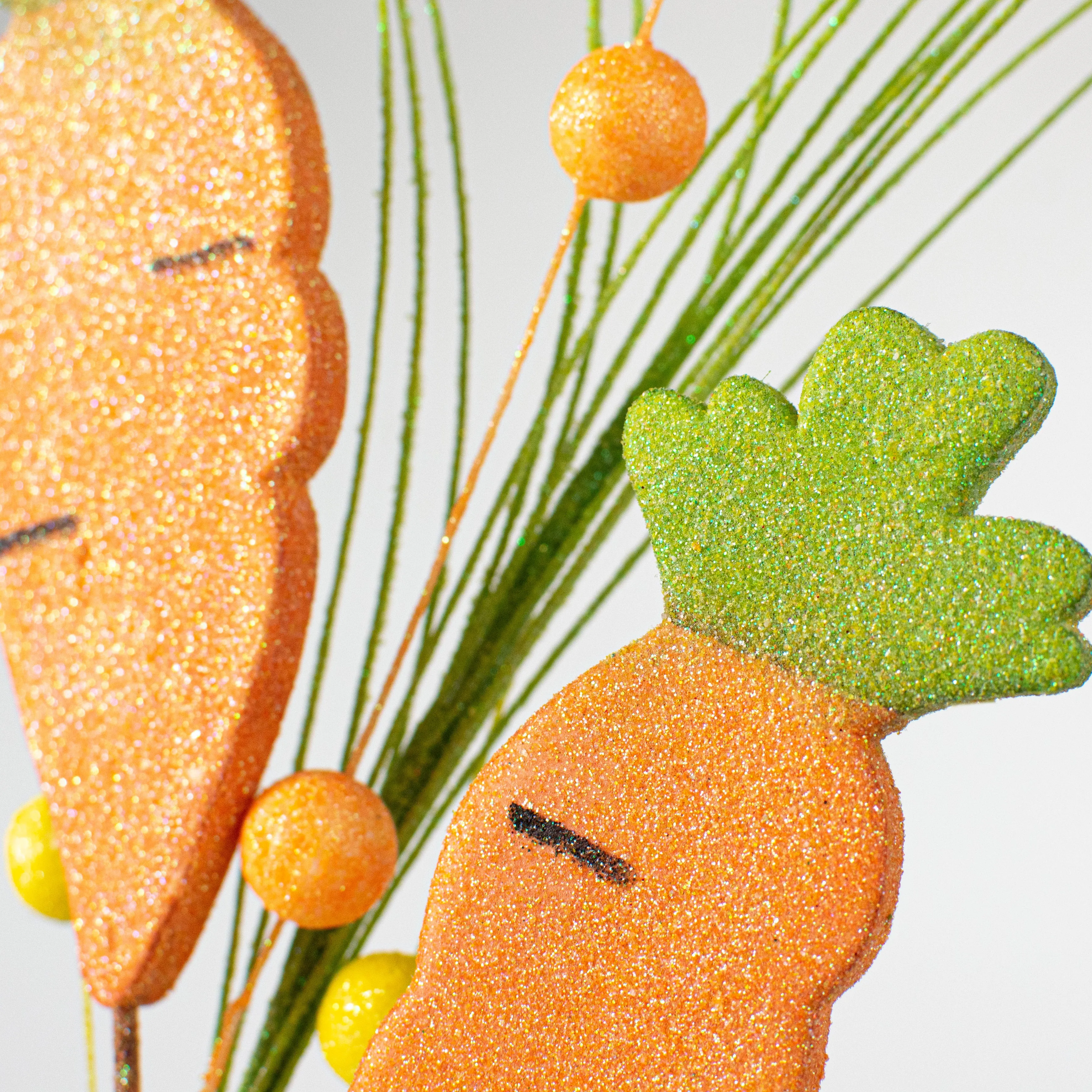 30" Glitter Foam Carrots Spray