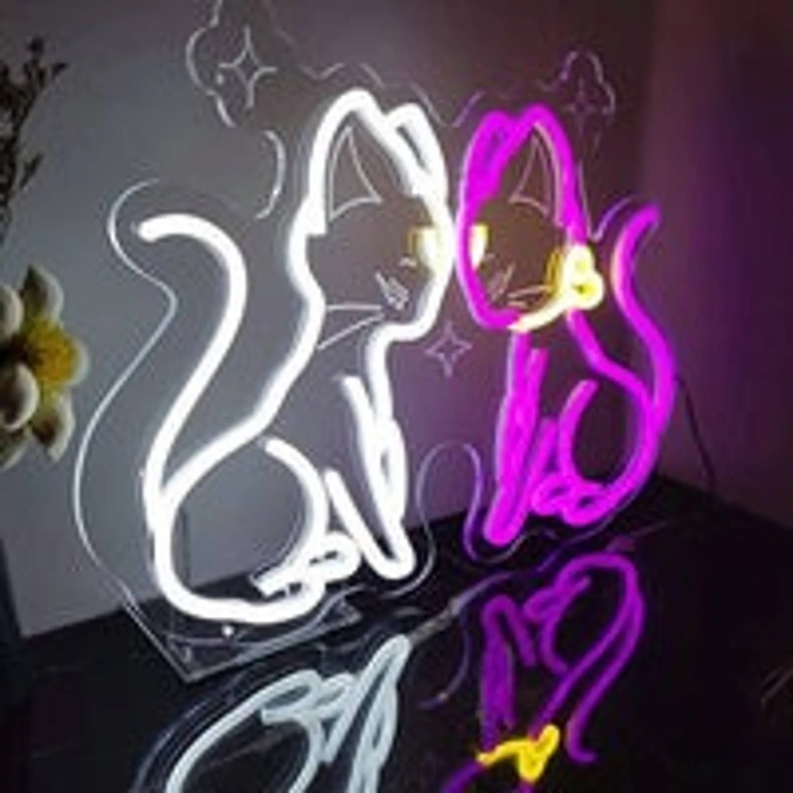 Adorable Bright Pink & White Luna & Artimus LED Light Sailor Moon Anime Decor