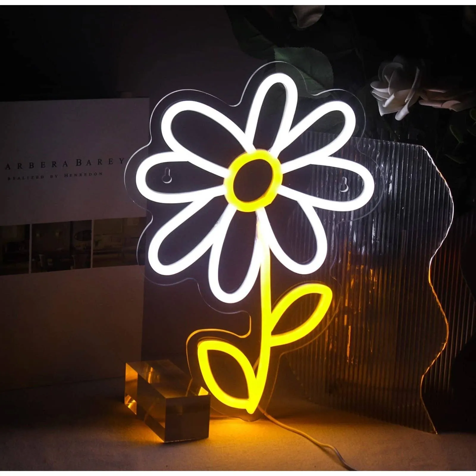 Adorable Lovely Bright Yellow Daisy LED Night Light Room Wall Decor