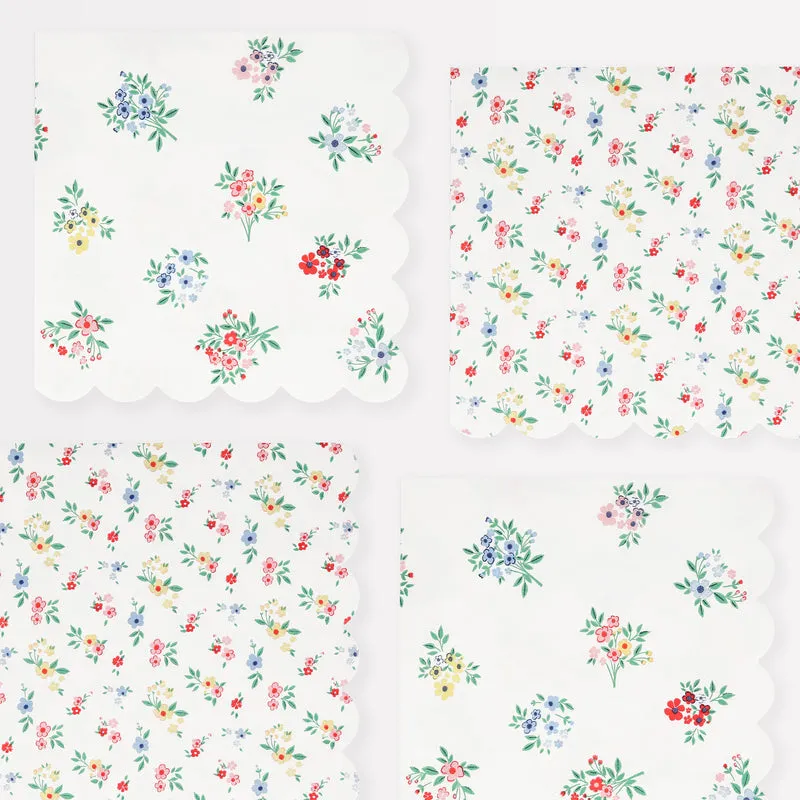Ditsy Posy Scalloped Napkins Large 16pk.