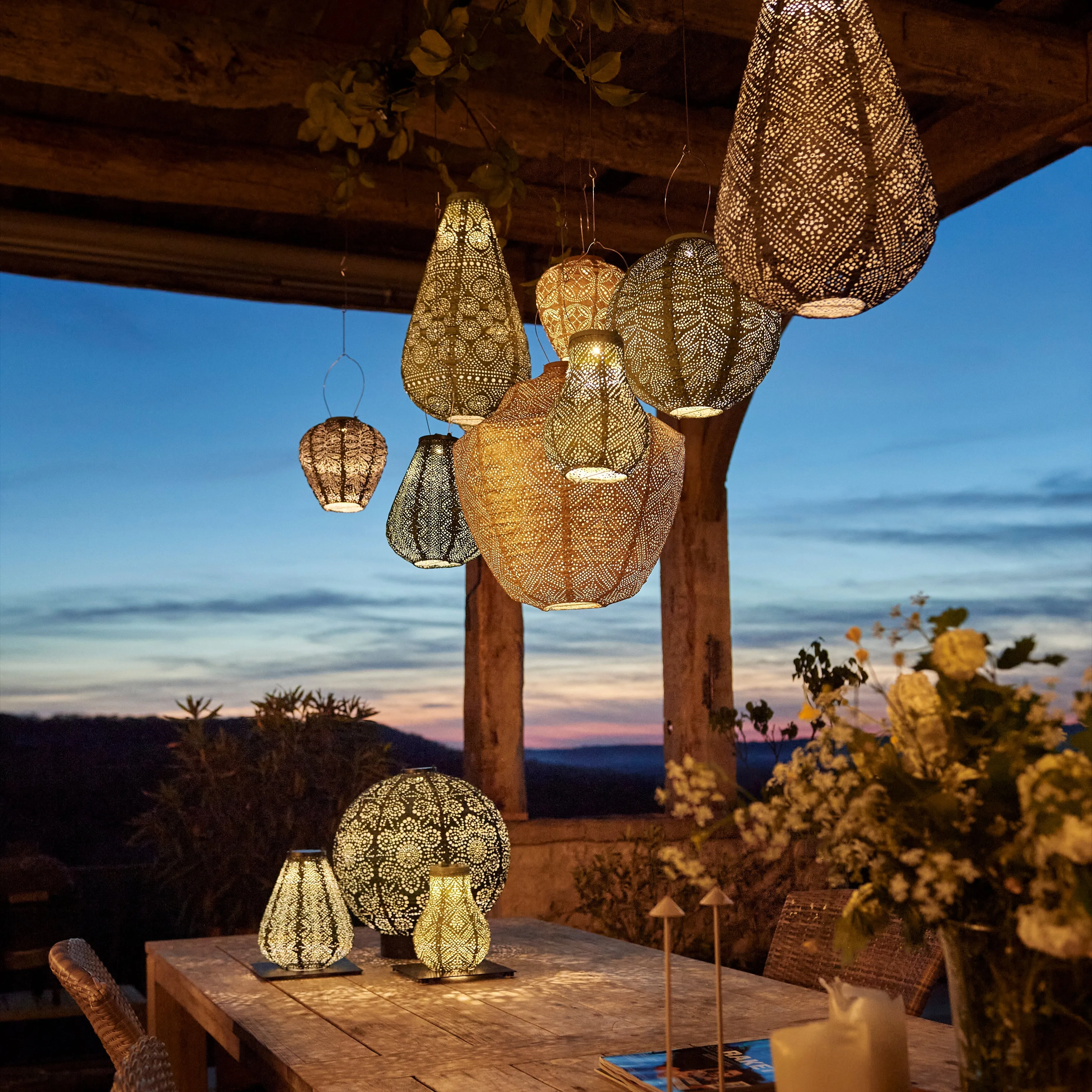 Lantern Drop 28cm - Dark Grey Topaz