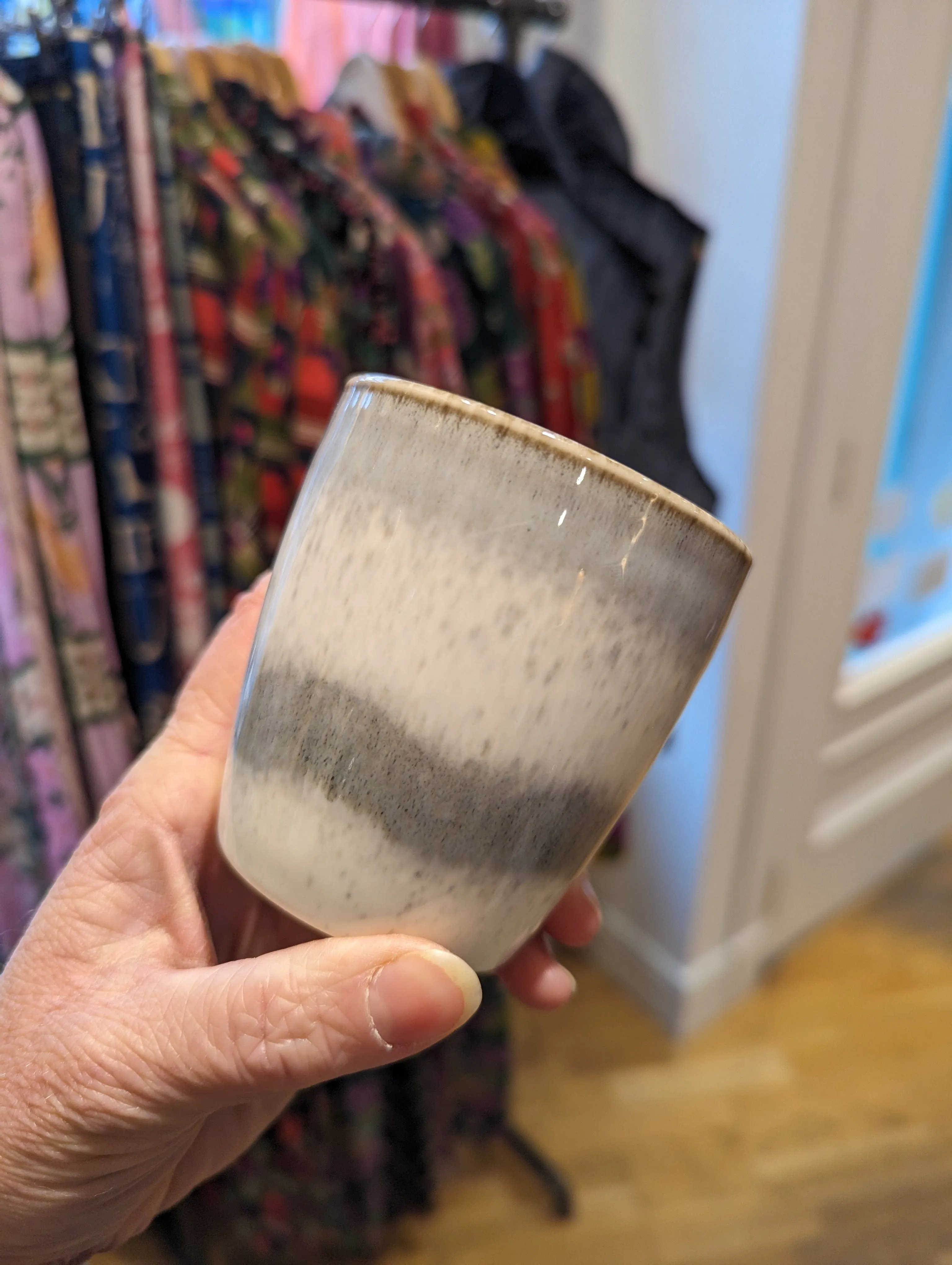Madam Stoltz Stoneware Cup (5 Colours)