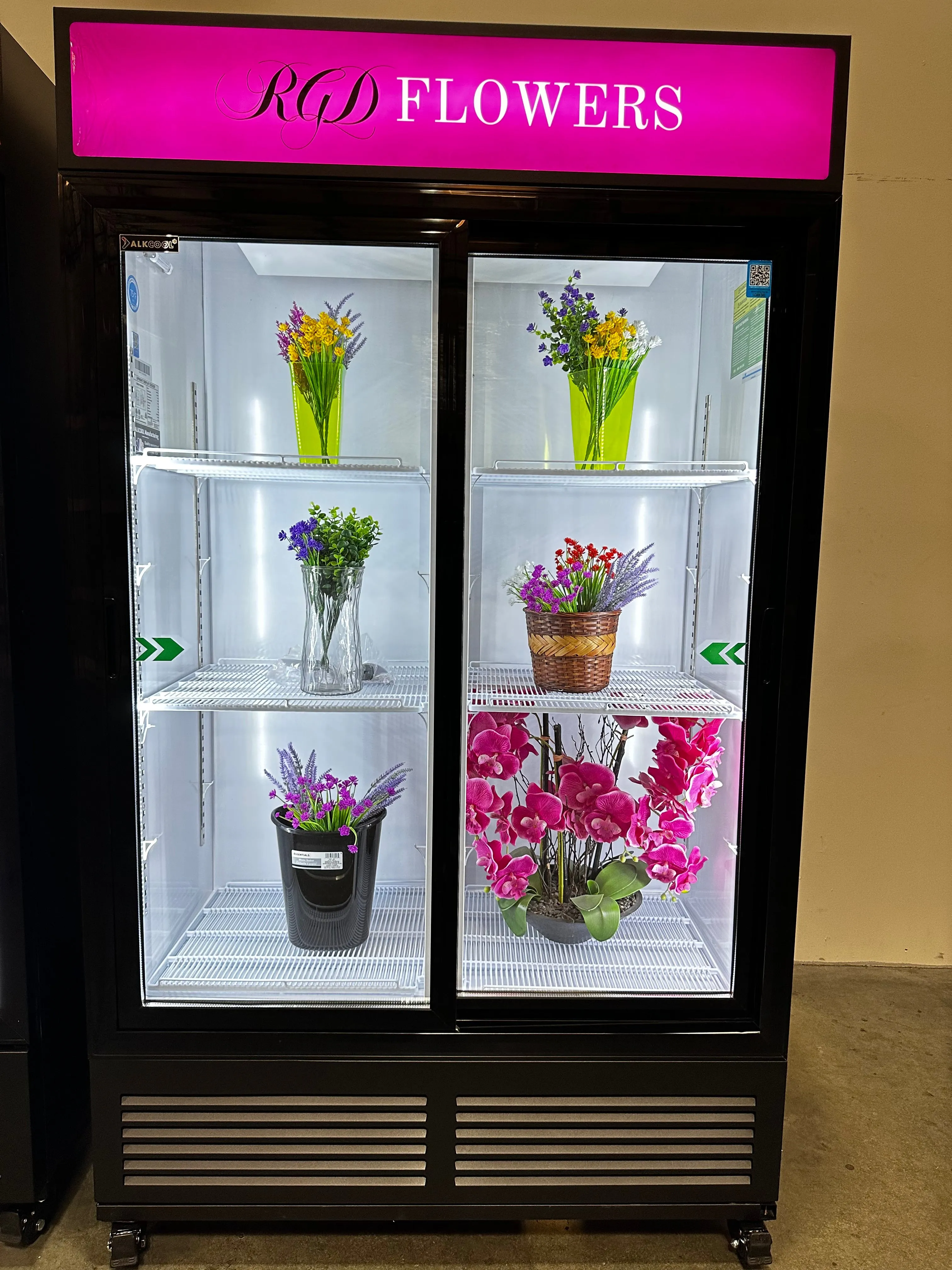 NAFCOOL FLORAL TWO SECTION GLASS DOOR REFRIGERATOR 47.2'' SLIDING DOOR GDR47(S)