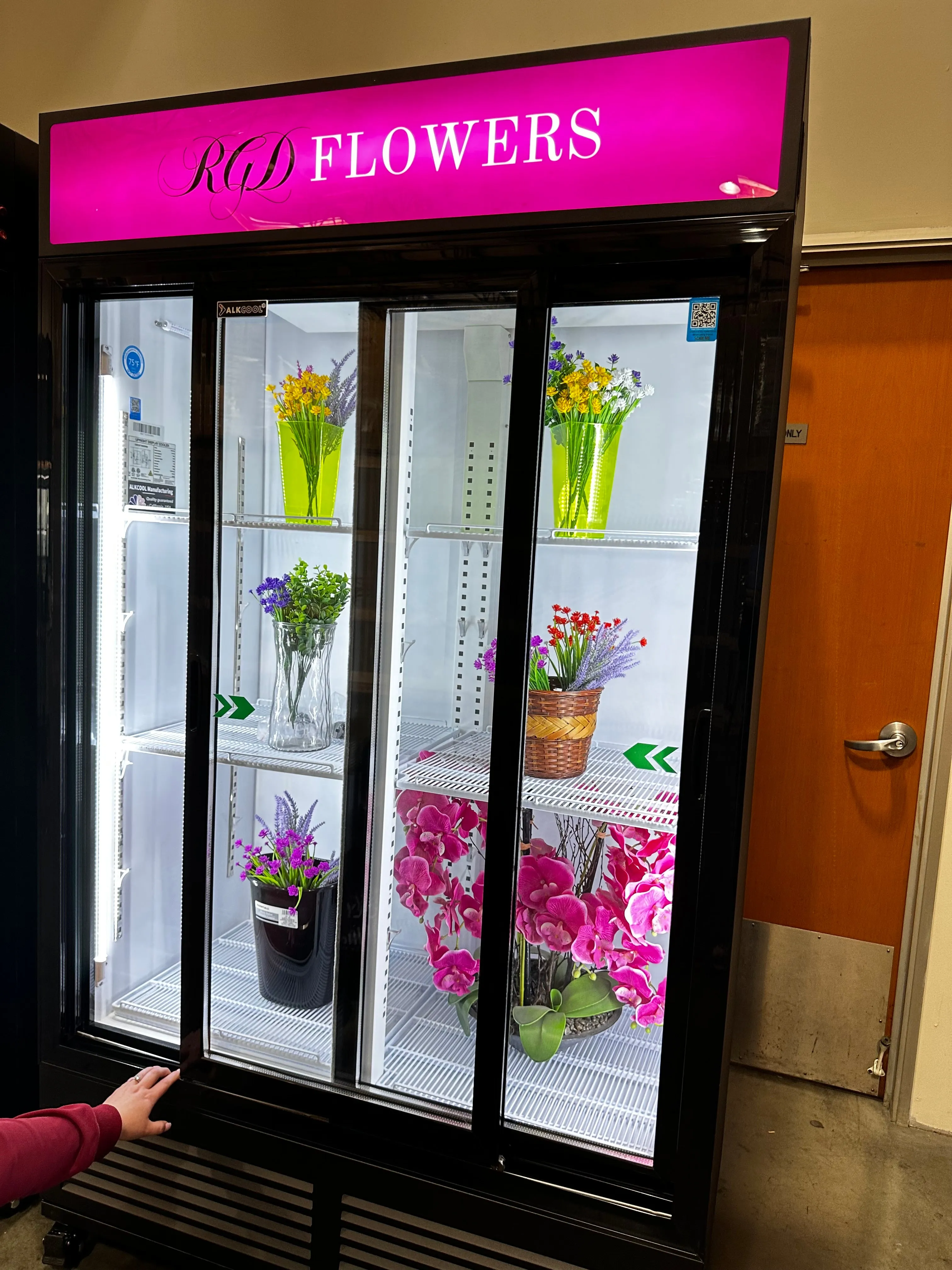 NAFCOOL FLORAL TWO SECTION GLASS DOOR REFRIGERATOR 47.2'' SLIDING DOOR GDR47(S)