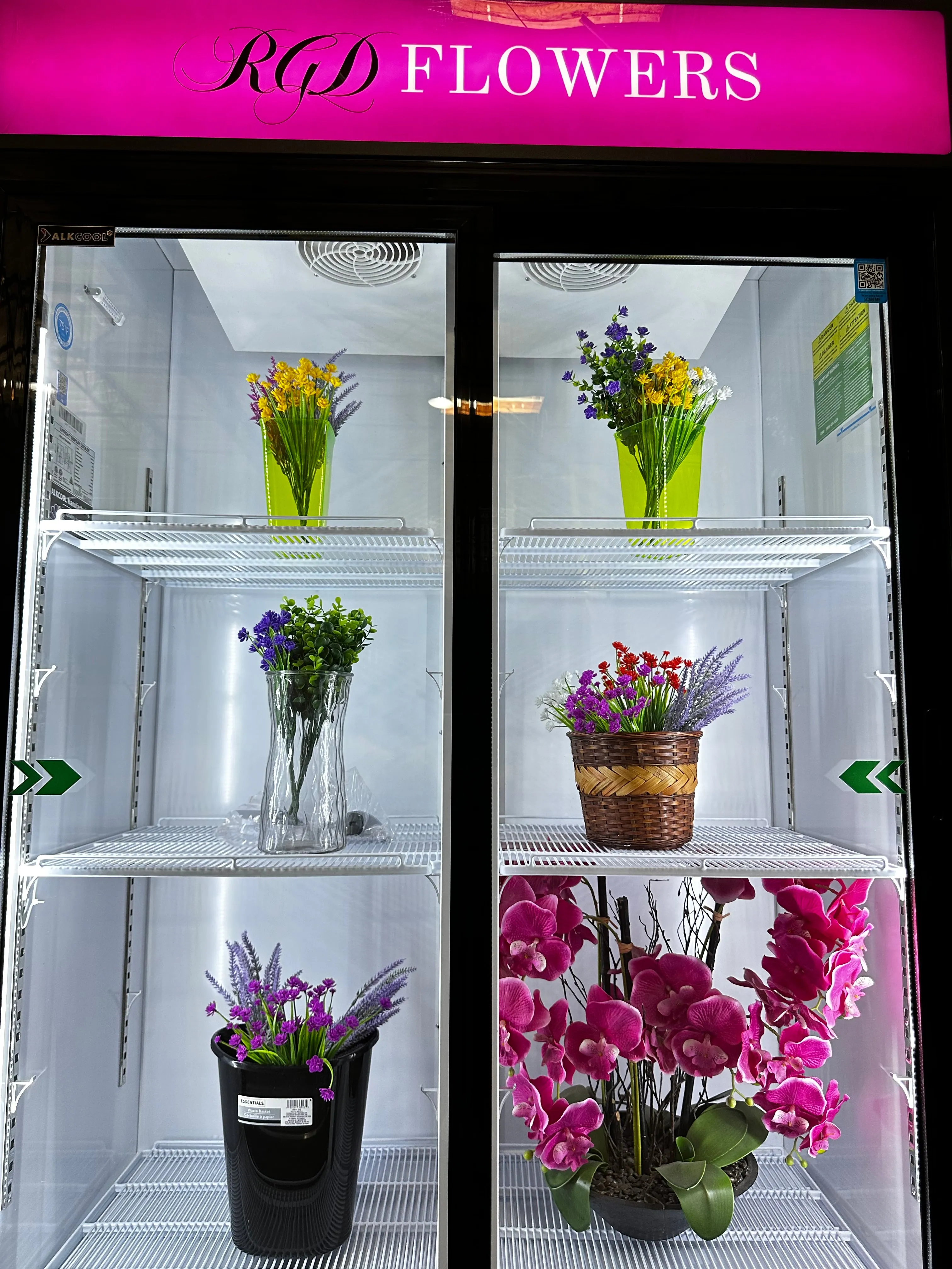 NAFCOOL FLORAL TWO SECTION GLASS DOOR REFRIGERATOR 47.2'' SLIDING DOOR GDR47(S)