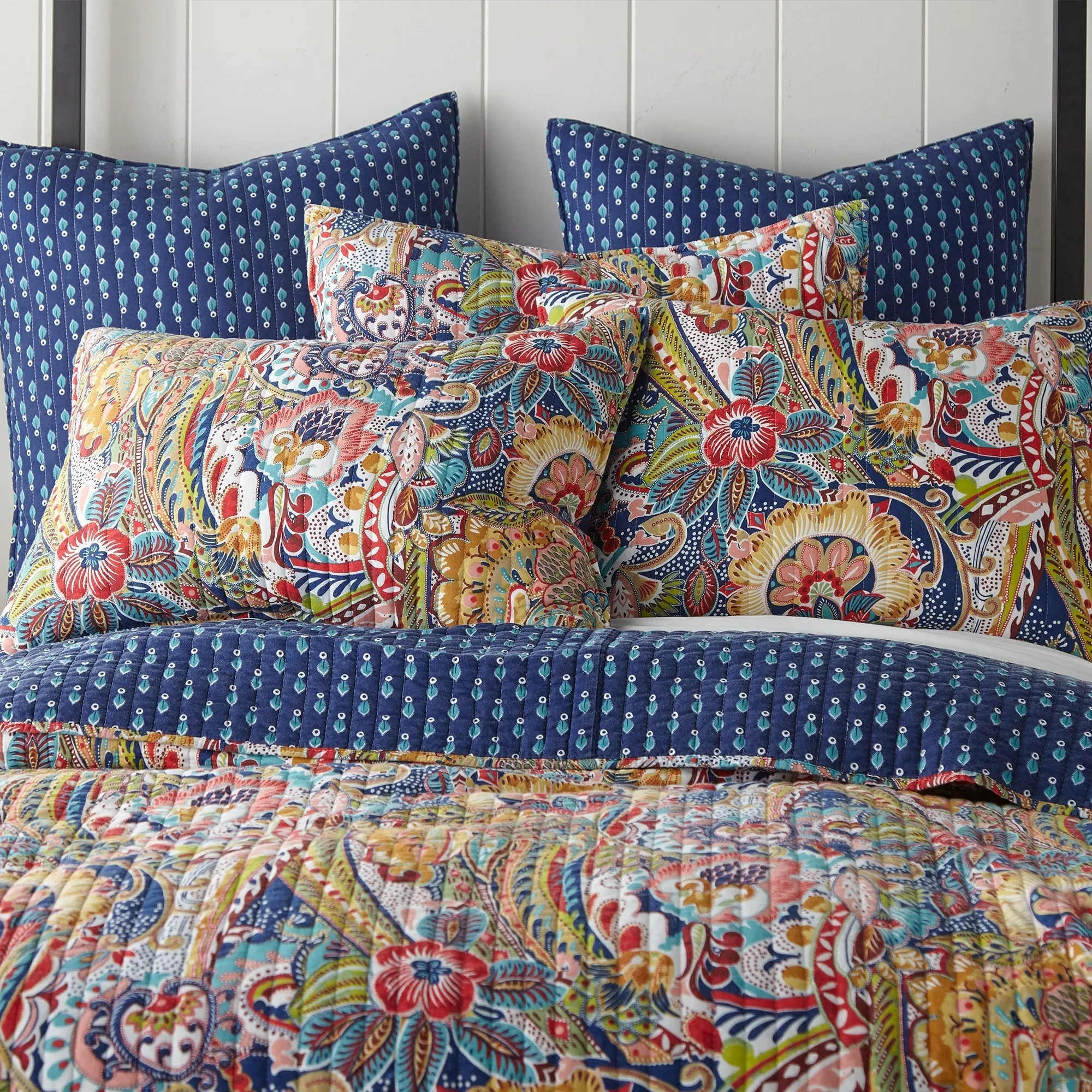 Nanette Quilt Set
