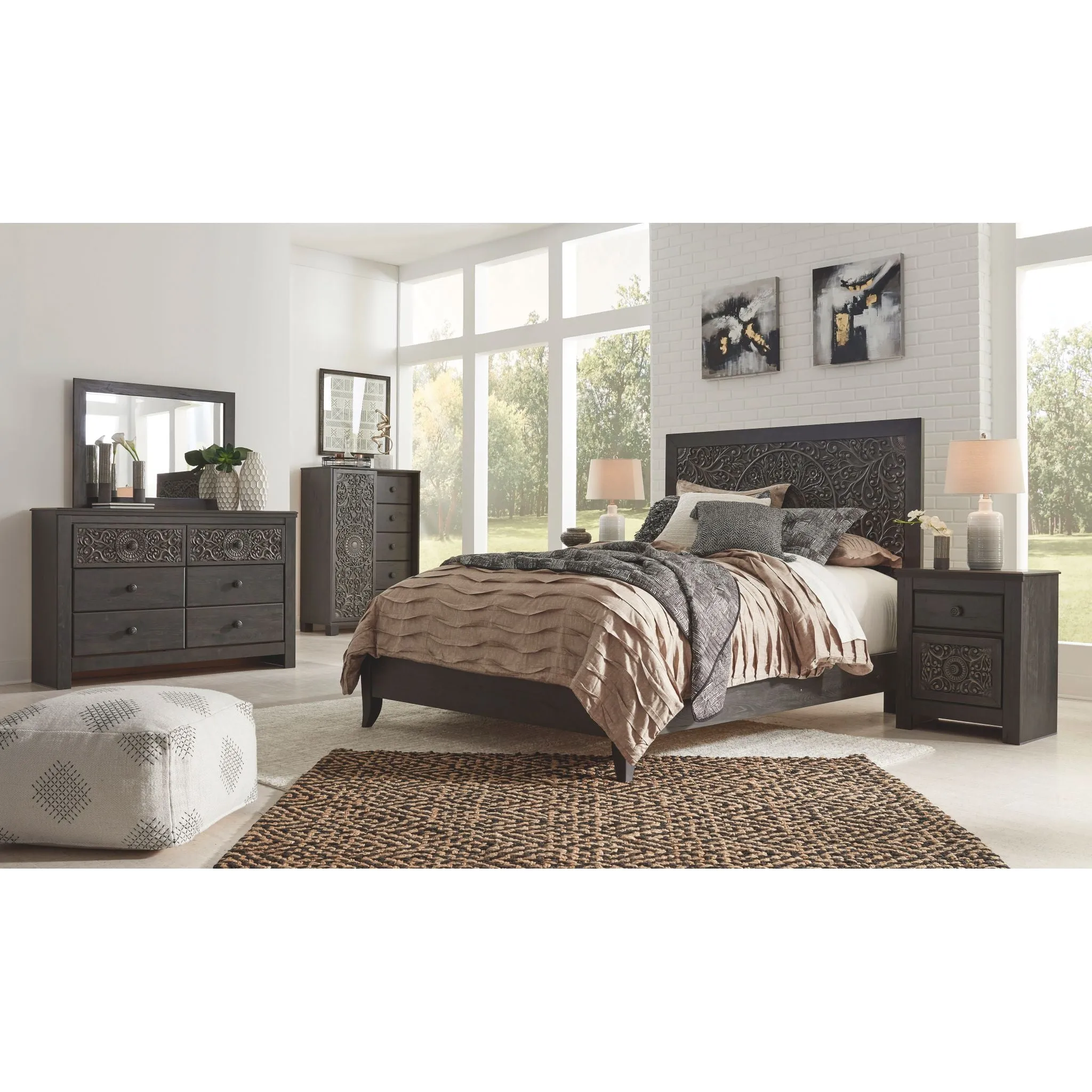 Paxberry 5 Piece Queen Panel Bedroom