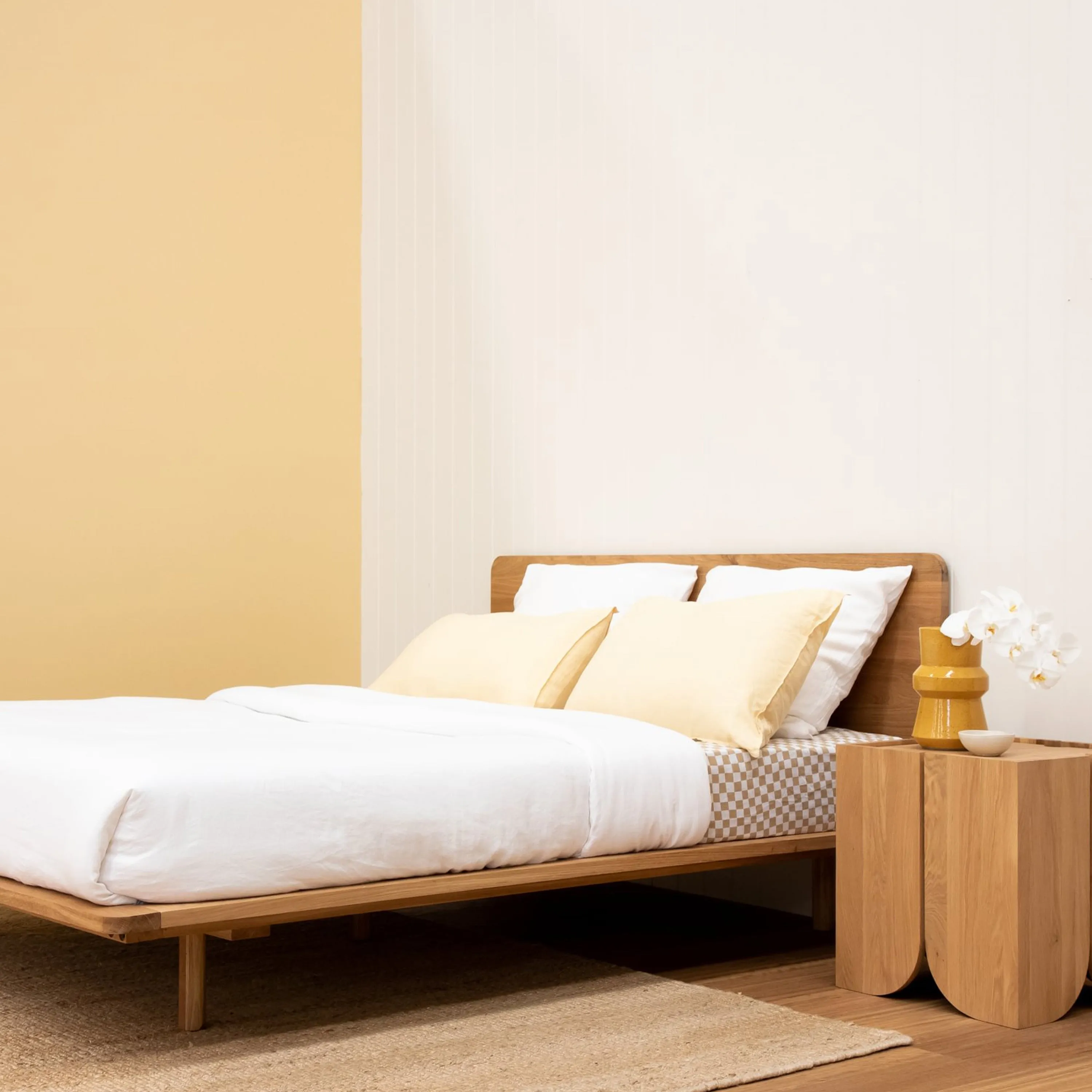 Serene King Bed - Oak